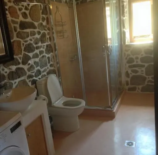 Loutra Olive Garden Stone House #2 Feriehus