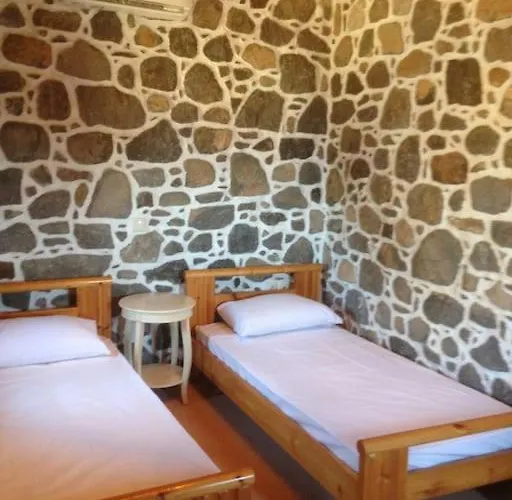 Loutra Olive Garden Stone House #2 Mandrákion