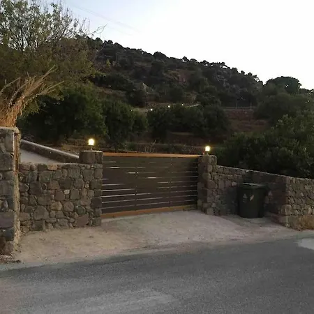 Loutra Olive Garden Stone House #2 Dom wakacyjny