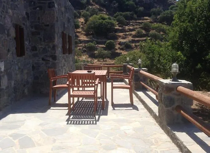 Tatil Evi Loutra Olive Garden Stone House #2 Mandrákion