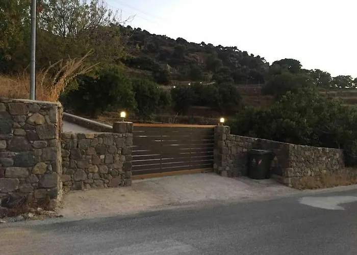 Loutra Olive Garden Stone House #2 Tatil Evi